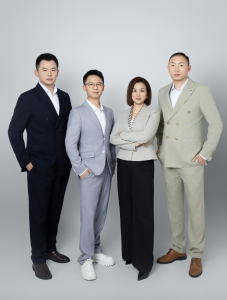 聽力熊Teeni.AI全面接入DeepSeek大模型,頂尖科學(xué)家張馳加盟強(qiáng)化技術(shù)壁壘