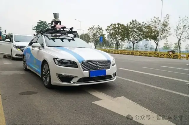 Robotaxi「眼睛」革命:三次激光雷達換代潮,無人車從0走向100000