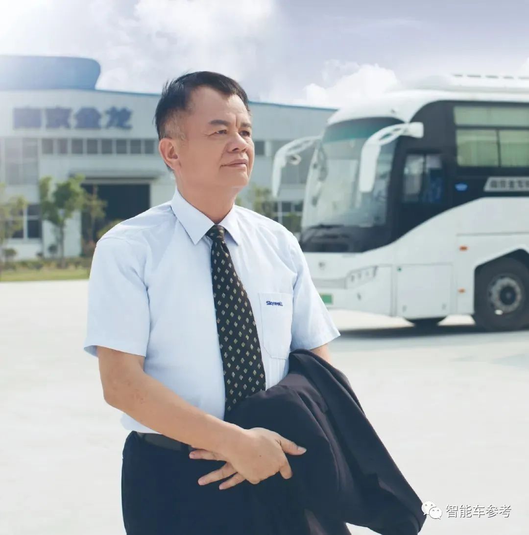 創(chuàng)維造車:主打座艙養(yǎng)生續(xù)命,碰撞測試0分!真是諷刺他媽給諷刺開門