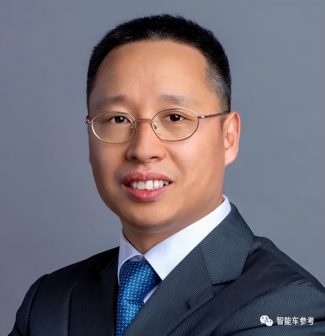 華為重磅人事調整:余承東重心重回手機,智能車空降CEO