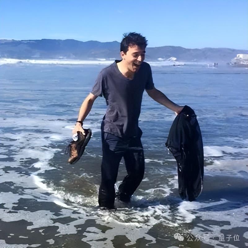 OpenAI連丟3高管，光桿司令奧特曼緊急扶持華人上位！半年流失15員大將