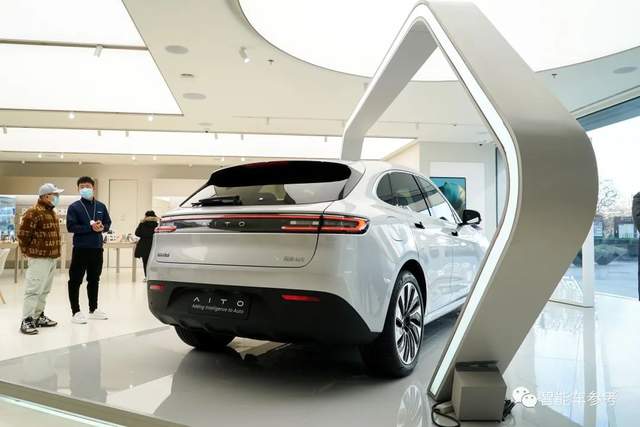 不是賽力斯需要華為,而是華為需要賽力斯