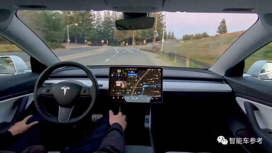 特斯拉：馬斯克容易被Deepfake，所以不用相信他對自動駕駛的宣傳