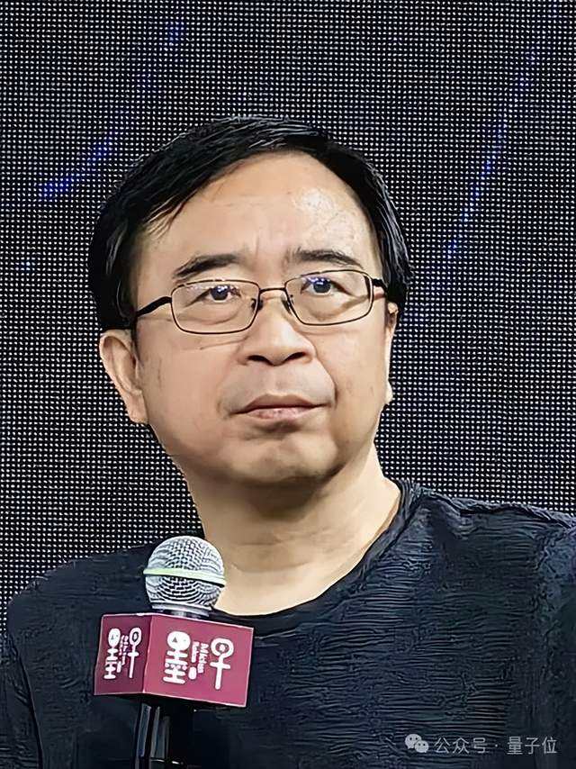 潘建偉團(tuán)隊(duì)突破量子操控極限!AI助力2024個(gè)原子60毫秒精準(zhǔn)重排