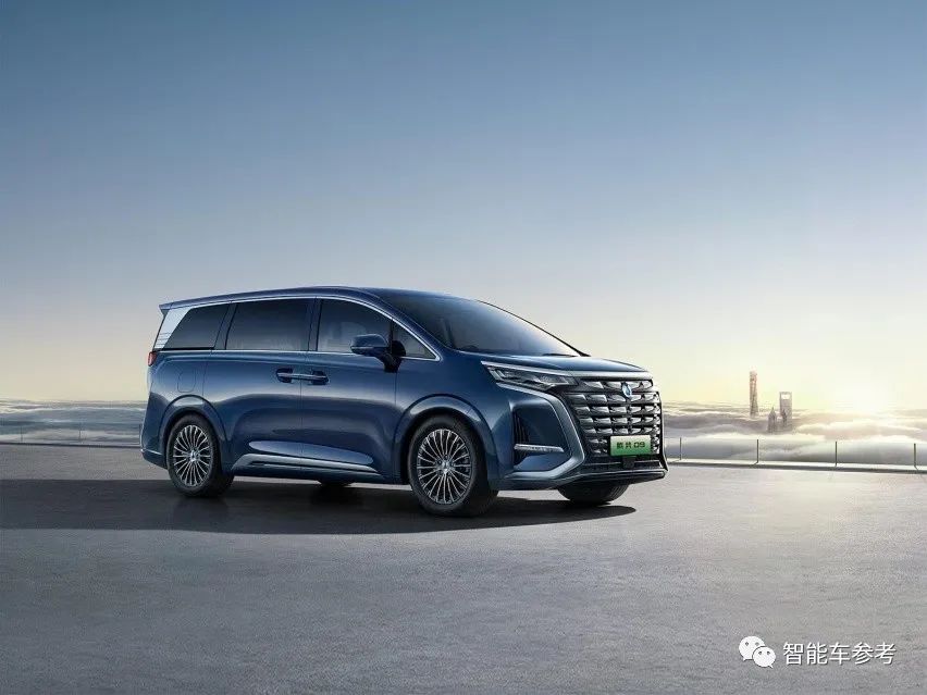 比亞迪打遍中國(guó)無(wú)敵手,一年狂賣186萬(wàn)輛!王傳福:不降價(jià)是給別人留活路,連日系都全面落后了