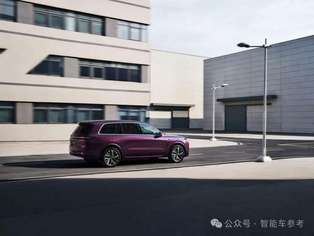 理想率先營收千億，背后先進「工作法」再受關注