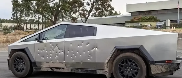 首批交付的賽博皮卡，已經開始生銹了