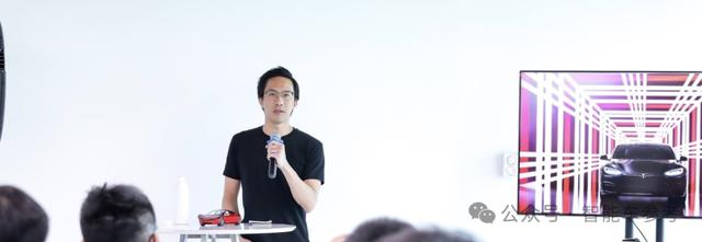 特斯拉華裔高管離職:入職12年,總管軟件,直接向馬斯克匯報