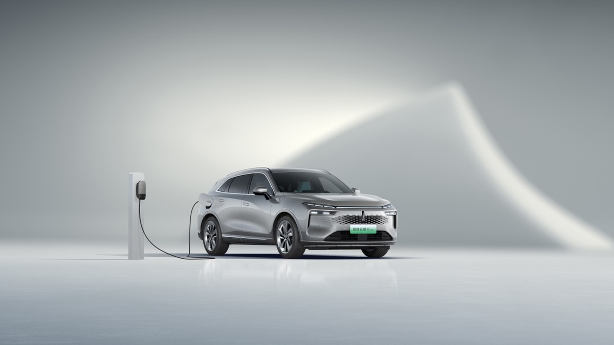 大五座電動 SUV,魏牌新摩卡 Hi4 煥新上市