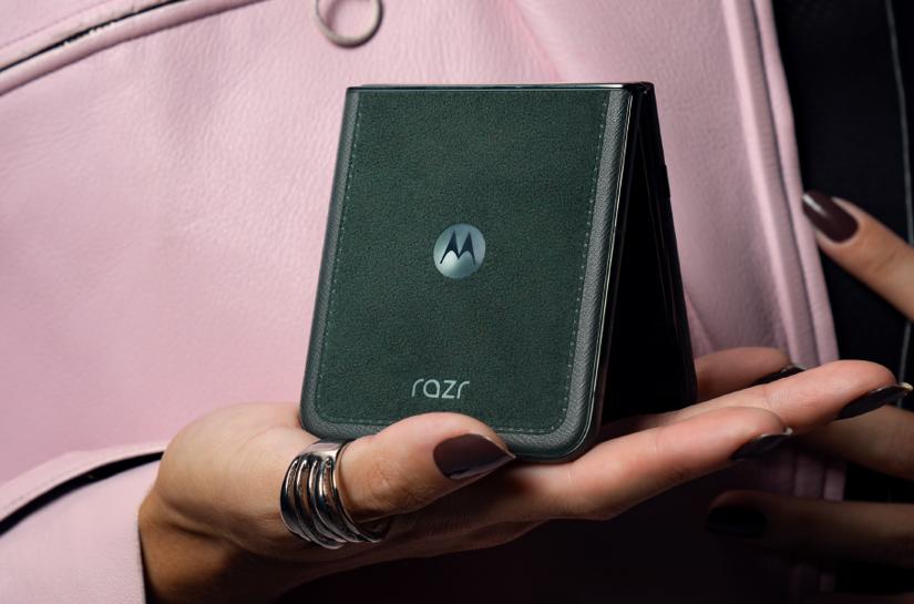 2295元起!聯(lián)想moto最豐富產(chǎn)品形態(tài)AI手機(jī)發(fā)布