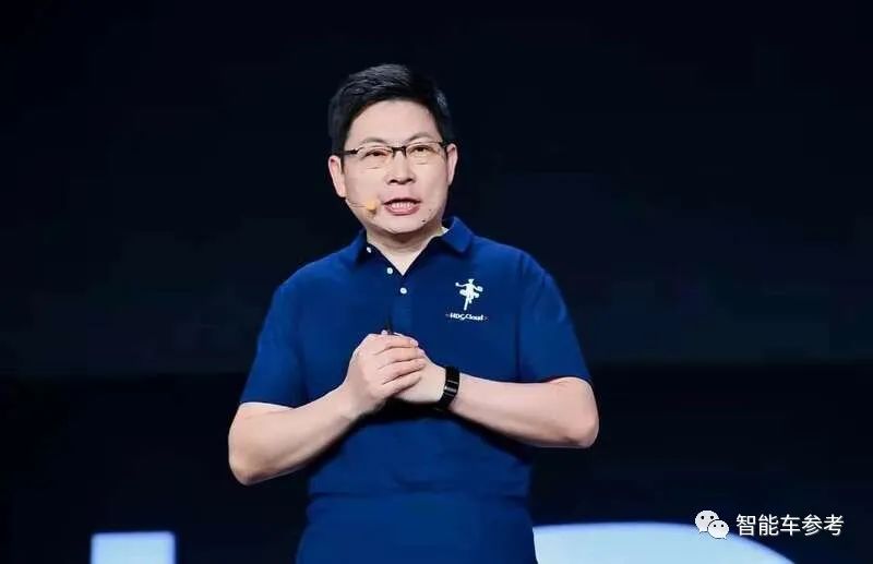 華為重磅人事調整:余承東重心重回手機,智能車空降CEO