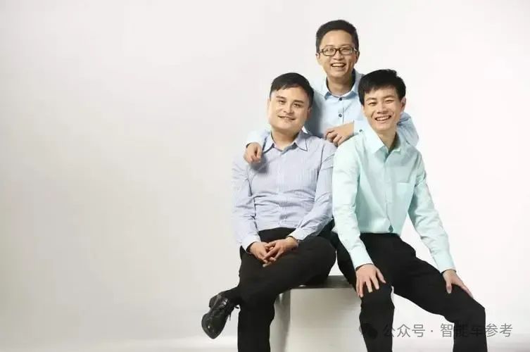 小鵬汽車證實聯合創始人退位:2大清華系高管卸任