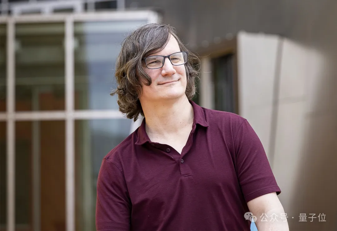 半世紀計算機理論僵局被打破！MIT科學家偶然發現：少量內存節省大量計算時間